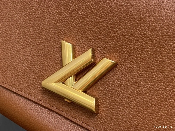 First bag ru VUITTON Soft Twist-27*19*9CM LOUIS 0711